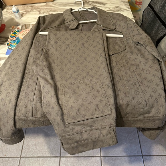 Louis Vuitton Monogram Gray Jacket - Picture 1 of 6